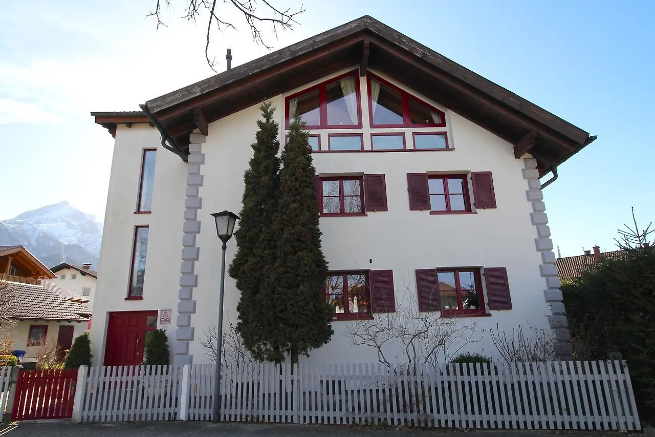 Himmelschloesschen & Chalet Rose Garmisch-Partenkirchen 0*,