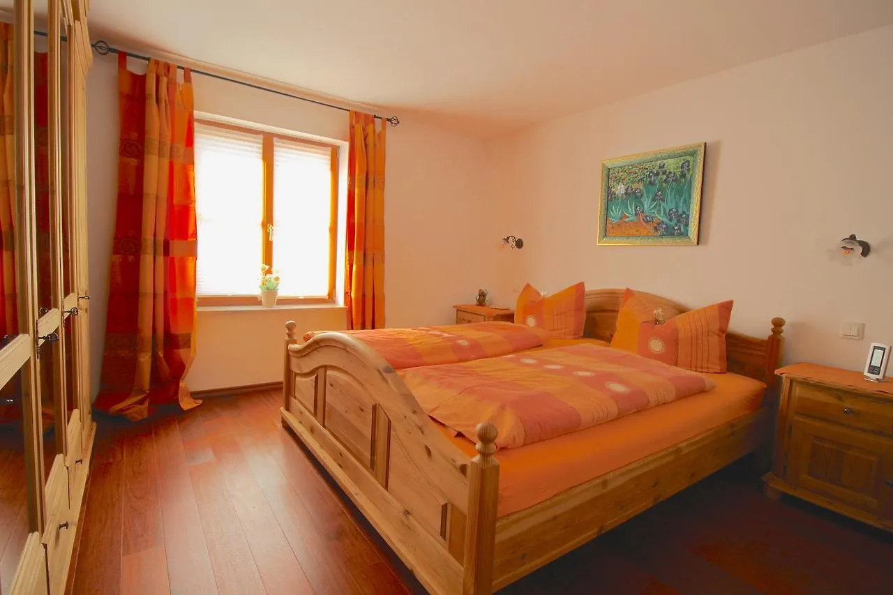 Apartment Himmelschloesschen & Chalet Rose Garmisch-Partenkirchen Germany