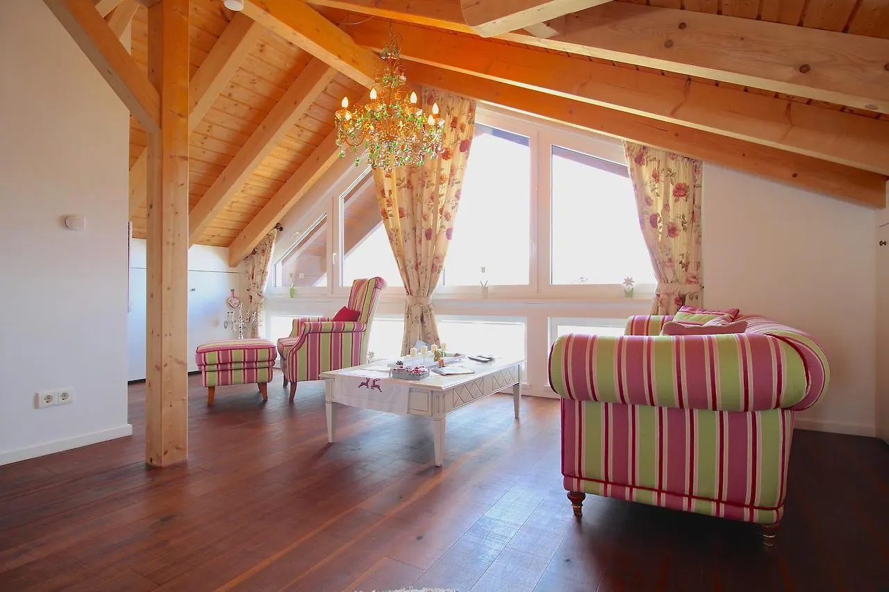 Himmelschloesschen & Chalet Rose Garmisch-Partenkirchen